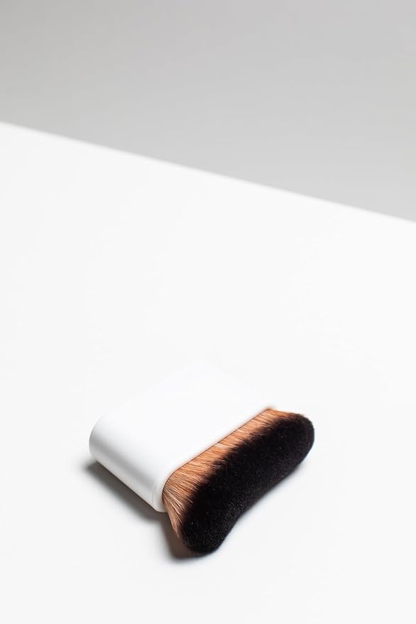 Tinge Large Body Kabuki Brush, Soft Bristles for Self Tanner & Makeup