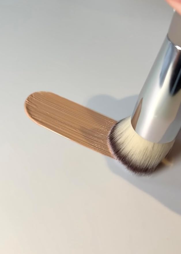 Sandstone Scandinavia Flat Top Foundation Brush