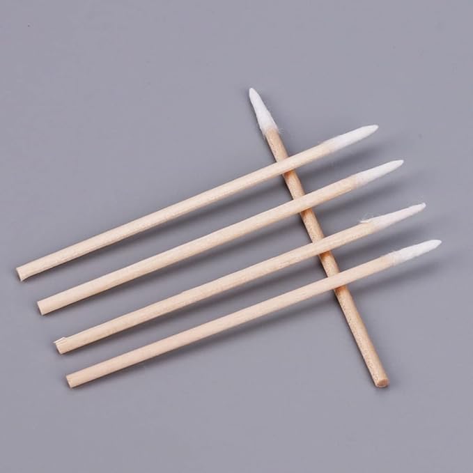 RIKWOG 200pcs Pointed Cotton Swabs, 4 inch Precision Microblading Cotton Swab Cotton Sticks Applicator for Eyebrow Tattoo Beauty Make-up Nail Clean, Wood Handle Pointed Tip Head