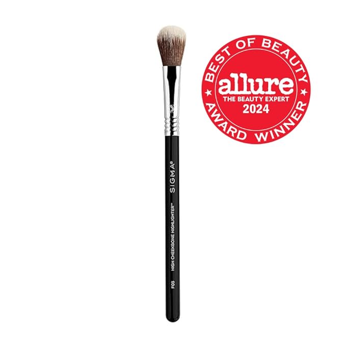 Sigma Beauty Professional F03 High Cheekbone Highlighter™ and Contouring Synthetic Face Makeup Brush with Sigmax® fibers for Buffing and Highlighting Nose, Chin and Cheekbones