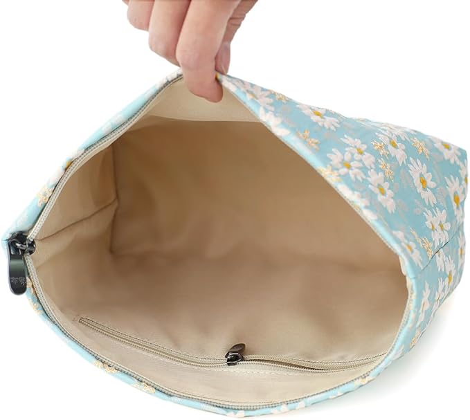 BBORGDC Floral Jacquard Makeup Bag - Large Capacity Cosmetic Pouch & Travel Toiletry Organizer with Zipper, Perfect for Daily Use, Gift Ideas for Women, Durable and Stylish Make Up Bag