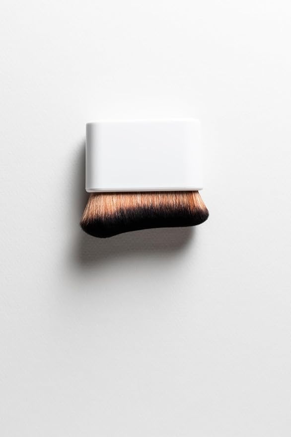 Tinge Large Body Kabuki Brush, Soft Bristles for Self Tanner & Makeup