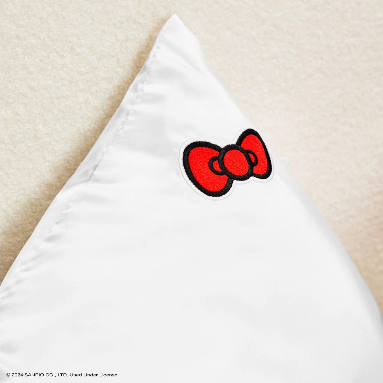 Kitsch x Hello Kitty Satin Pillowcase - Size 19x36, Solid Ivory Kitty Bow