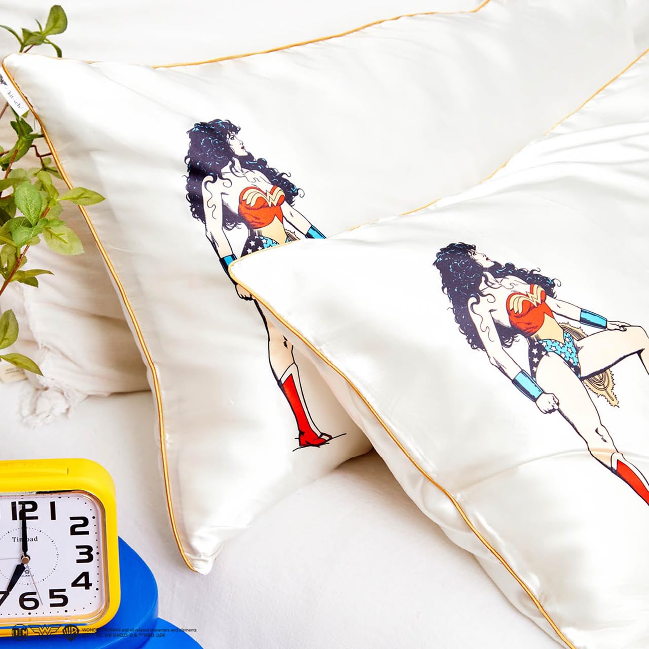 Kitsch x Wonder Woman Satin Pillowcase, Size 19x36 - Believe in Wonder