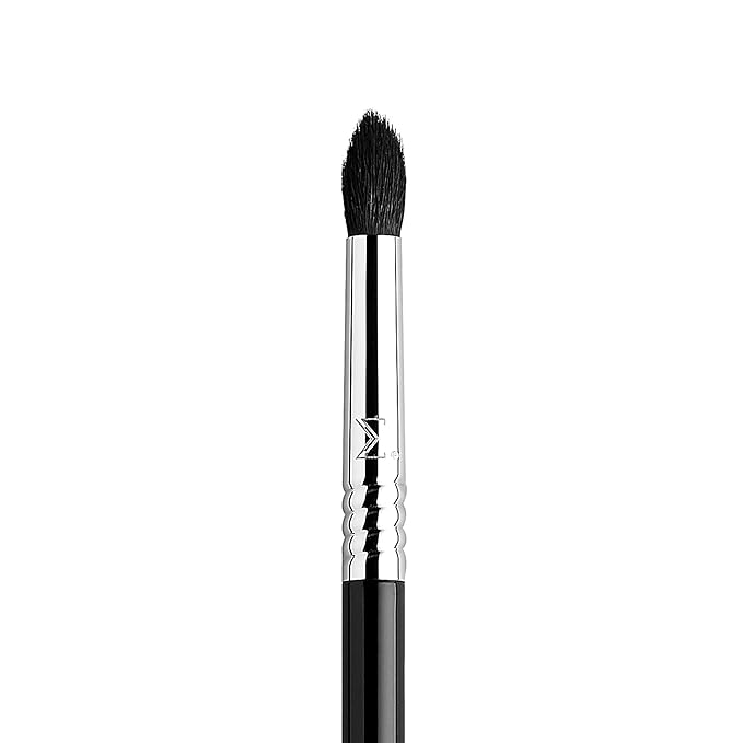 Sigma Beauty E45 Small Tapered Blending Brush — Small Tapered Eyeshadow Blending Brush with SigmaTech® fibers for Seamless Eyeshadow Blending, Pointed Eyeshadow Brush for the Perfect Cut Crease