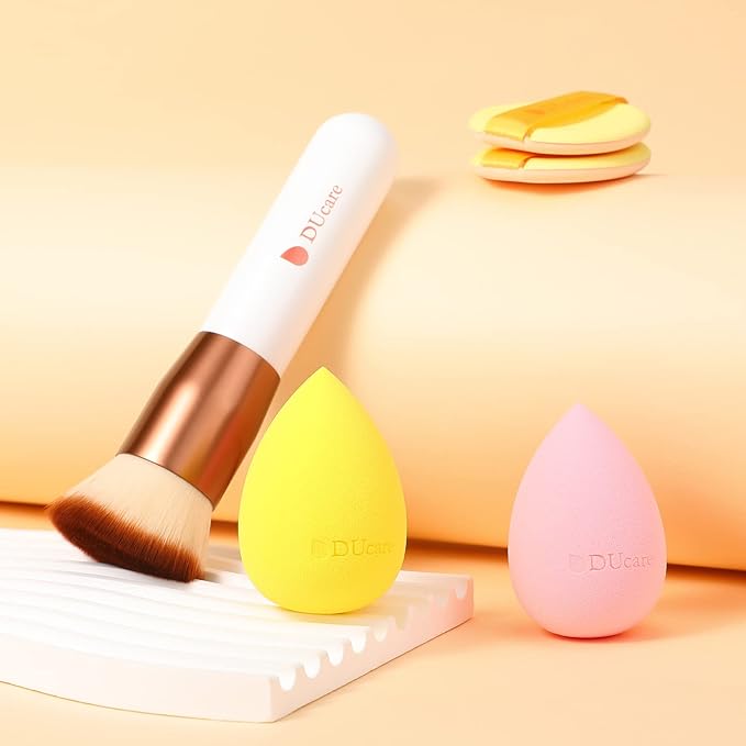DUcare Foundation Brush with Makeup Sponges 5pcs Puff Flat Top Kabuki Brush for Liquid Blending Mineral Powder Buffing Stippling