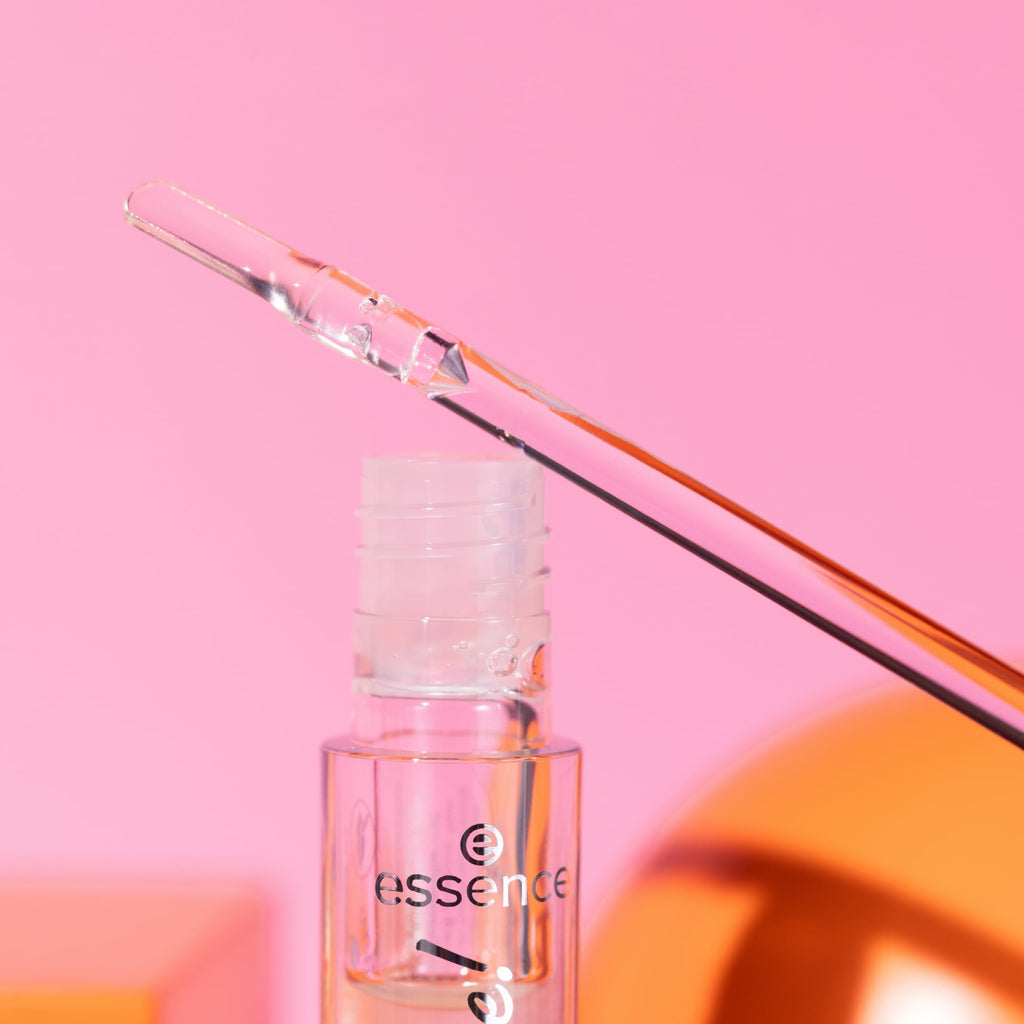 essence | What the Fake! Glass Shine Plumping Lip Filler | Clear Gloss with a High Shine Plumping Effect | Infused with Ginger Oil and Hyaluronic Acid | Vegan, Gluten Free & Cruelty Free