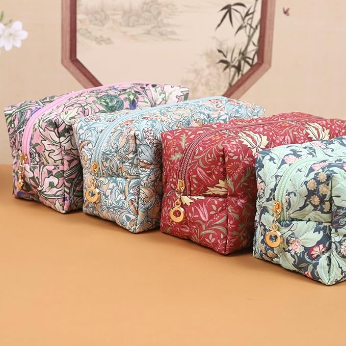 OIMEI Floral Quilted Pouch Cotton Makeup Bag for Women, Large Capacity Travel Cosmetic Pouch with Zipper, Cute Toiletry & Brush Organizer, Kawaii Makeup Storage Case – Garden Light Blue