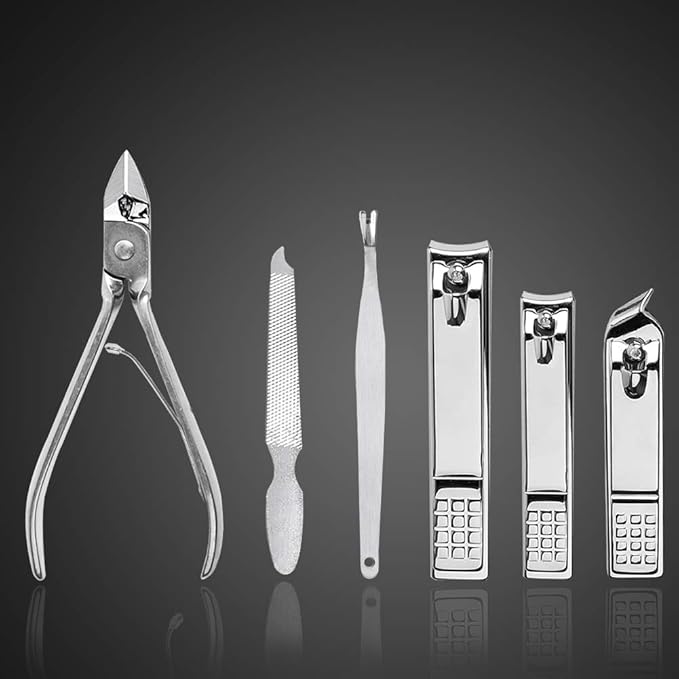 Yougai Manicure Set 18 Pieces Professional Nail Clippers Pedicure Kit Men Women, Stainless Steel Fingernail Toenail Cutters, Nail Care Grooming Tools with Leather Travel Case