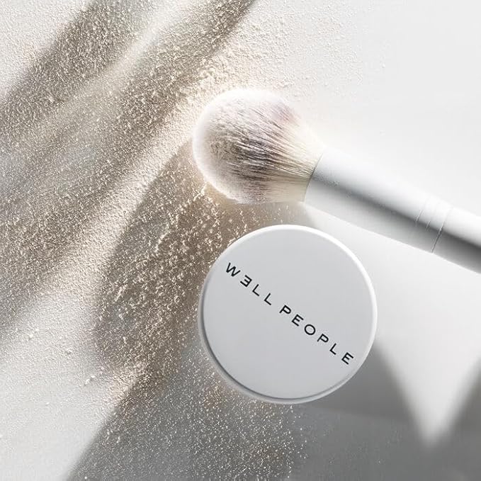 Well People Powder Complexion Brush