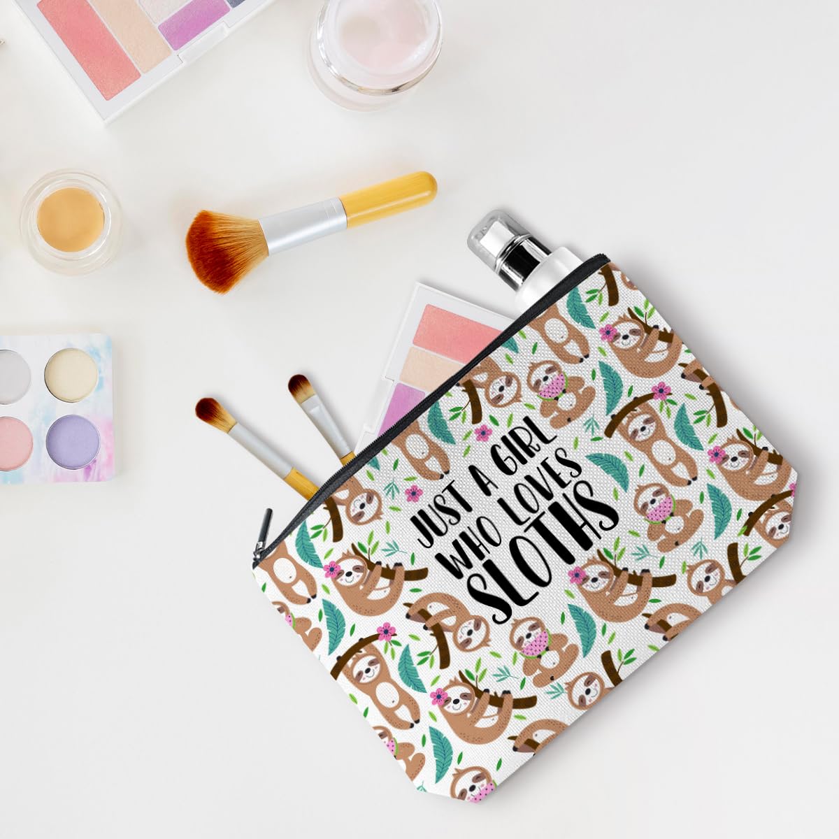 Cute Sloth Print Makeup Bag Sloth Gifts Cosmetic Bags Sloths Accessories Decor Stuff for Animal Sloths Lovers Women Girls Sister Best Friend Mom Breeder Funny Skincare Bag for Christmas Birthday