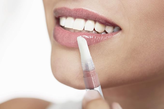 Lauren Brooke Cosmetiques Natural Glossy Lip Glaze - Strawberries & Creme