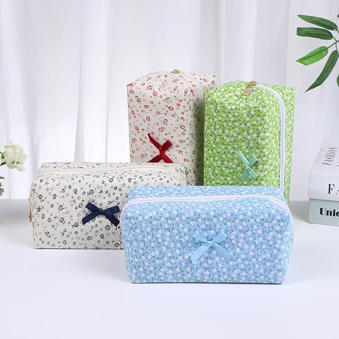 OIMEI Floral Quilted Pouch Cotton Makeup Bag for Women, Large Capacity Travel Cosmetic Pouch with Zipper, Cute Toiletry & Brush Organizer, Kawaii Makeup Storage Case – Blue Floral