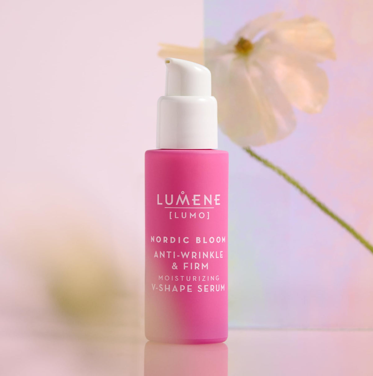 Lumene Nordic Bloom Anti-Wrinkle Firming V-Shape Serum Lingonberry 30 ml