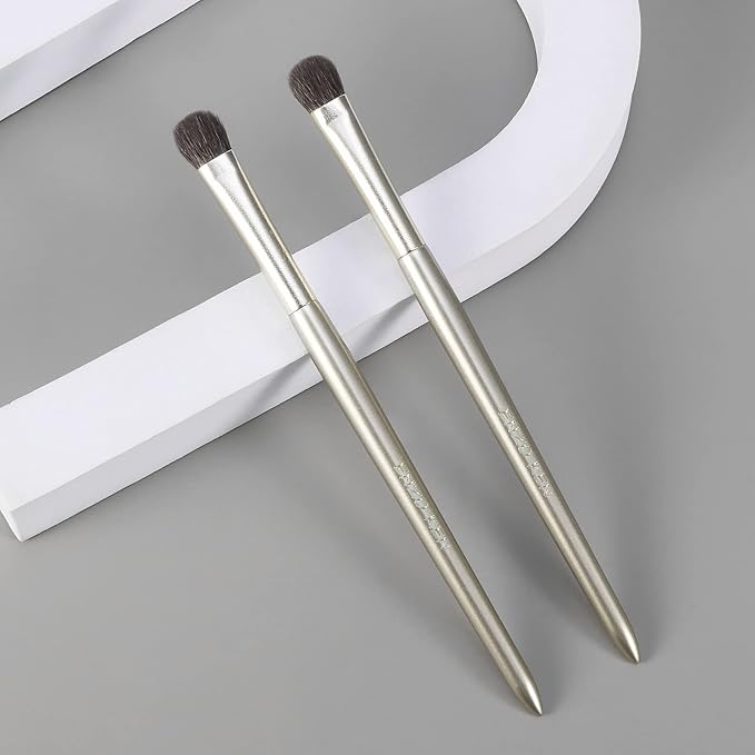 ENZO KEN Natural Goat Hair Eye Shadow Brush, Large Smudge Eyeshadow Brush, Shader Eye Shadow Brushes, Eye Shader Brush, Single Eyeshadow Brushes, Eyeshadow Blending Brush, Single Makeup Brushes. E203L