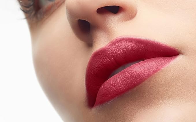 PUPA Milano Petalips Soft Matt Lipstick - Lightweight And Imperceptible - Provides Color With Buildable Intensity - Combines Comfort Of A Balm With A Matte Finish - 009 Soft Cyclamen - 0.123 Oz