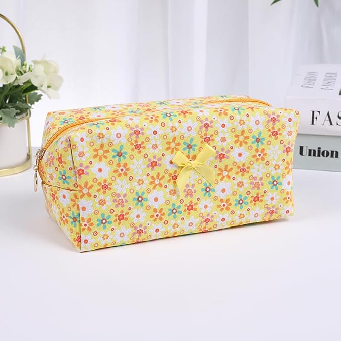 OIMEI Floral Quilted Cotton Makeup Bag for Women, Large Capacity Travel Cosmetic Pouch with Zipper, Cute Toiletry & Brush Organizer, Kawaii Makeup Storage Case – Yellow Sun Flower