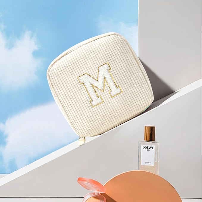 Cute Makeup Bag for Women - Monogram Personalized Initial Makeup Bags Cosmetic Pouch Make Up Case for Women Her Best Friend Friendship Sister Teacher, Easter Gifts for Kids (Letter M, Beige)