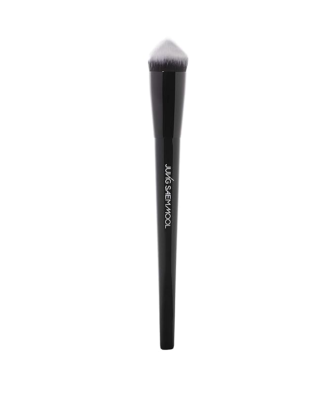 Masterclass Foundation Brush | Makeup Artist Brand | Flawless Application