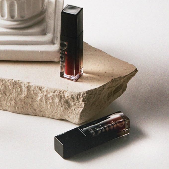 DINTO Blur-Glowy MINI Lip Tint (256 Carpe Diem) - Glossy Finish, Hydrating, Long Lasting, Lightweight Texture, Non-Sticky, Vegan & Cruelty-Free, Korean makeup (11 colors)