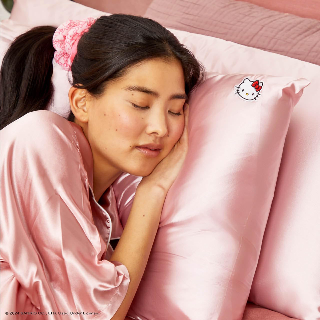 Kitsch x Hello Kitty Satin Pillowcase - Size 19x36, Solid Pink Kitty Face