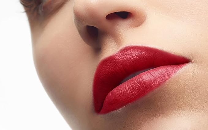 PUPA Milano Petalips Soft Matt Lipstick - Lightweight And Imperceptible - Provides Color With Buildable Intensity - Combines Comfort Of A Balm With A Matte Finish - 015 Dahlia Petal - 0.123 Oz