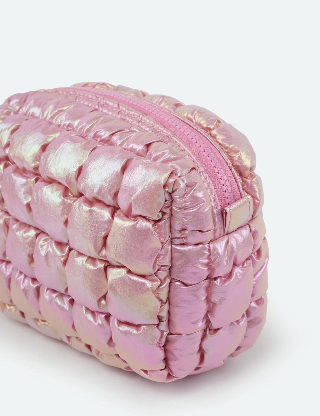Yarnic Quilted Makeup Bag Cosmetic Bag, Travel Toiletry Bag for Women, Cute Makeup Bag Organizer Puffer Makeup Pouch (Iridescent Pink, S)
