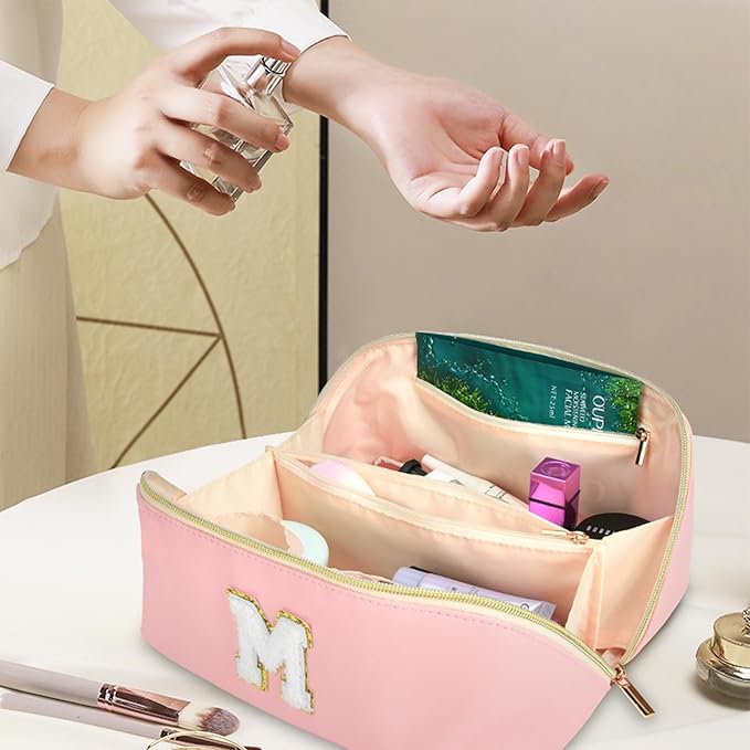 for Christmas Day Gifts, Makeup Bag for Women, PU Leather Travel Toiletry Bags, Initial Make Up Cosmetic Pouch for Teen Girls, Wide Open Portable Skincare Bag, Personalized Birthday Gifts, Pink T