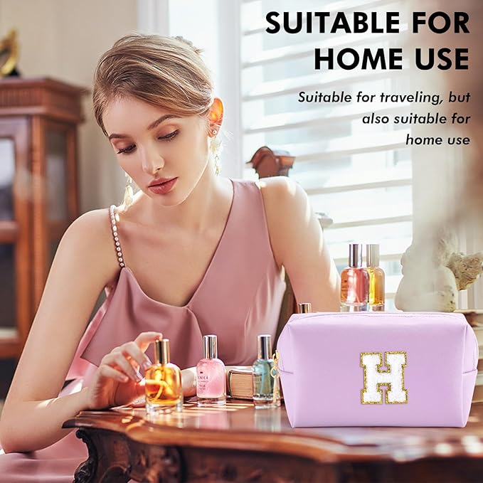 URSKYTOUS Gifts for Girls Initial Makeup Bag Personalized Cosmetic Bag with Zipper Cute Travel Toiletry Bag Waterproof PU Preppy Makeup Pouch Birthday Gift for Teen Girls Women(Purple H)