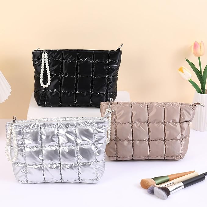 Beayuva Puffer Quilted Makeup Bag Travel Cosmetic Bag Portable Puffy Checkered Toiletry Pouch Skincare Organizer Purse Pencil Case (Light Blue)