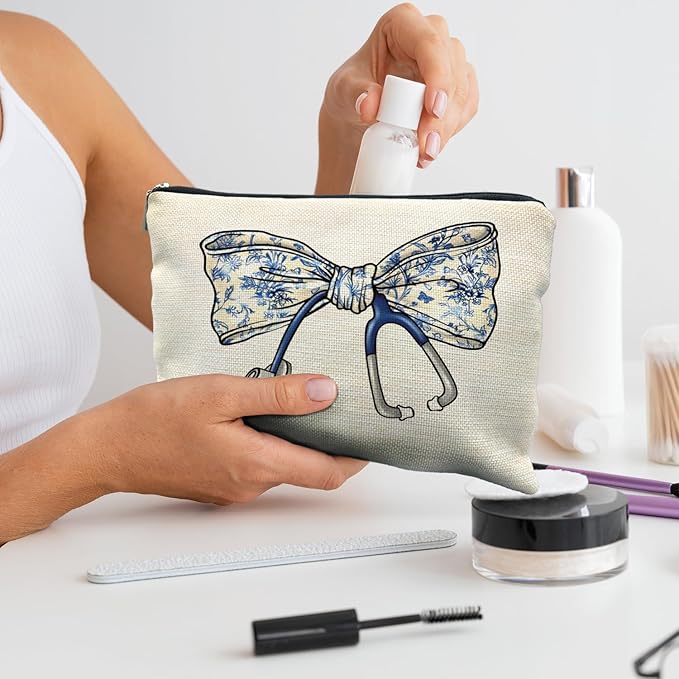 RYYCDOI Chinoiserie Coquette Bow Stethoscope Nurse Makeup Bag, Nurse Gifts for Women Cosmetic Bags, Nurse Week Gifts Makeup Pouch, Nurse Appreciation Gifts Zipper Pouch