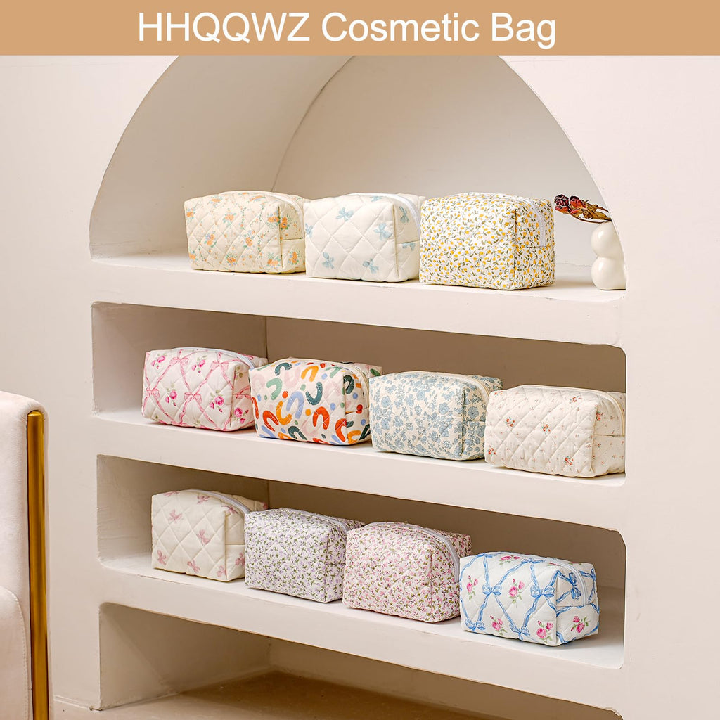 HHQQWZ Makeup Bag Travel Cosmetic Bag for Women Girls, Zipper Make Up Pouch, Floral Flowers Toiletry Organizer Makeup, Portable Storage Bag, Cosmetic Travel Cloth Bag (Blue Bow Tie)