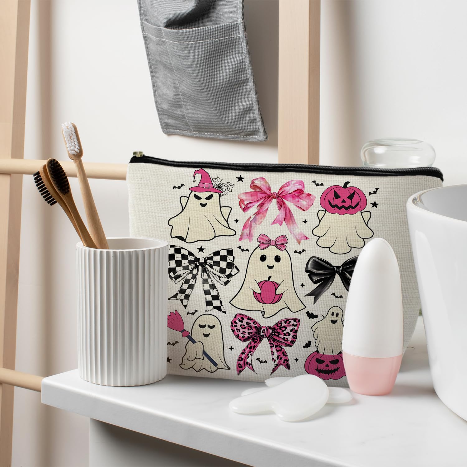RYYCDOI Coquette Bow Ghost Cosmetic Bags: Cute Halloween Gifts for Women, Horror & Spooky Makeup Bags