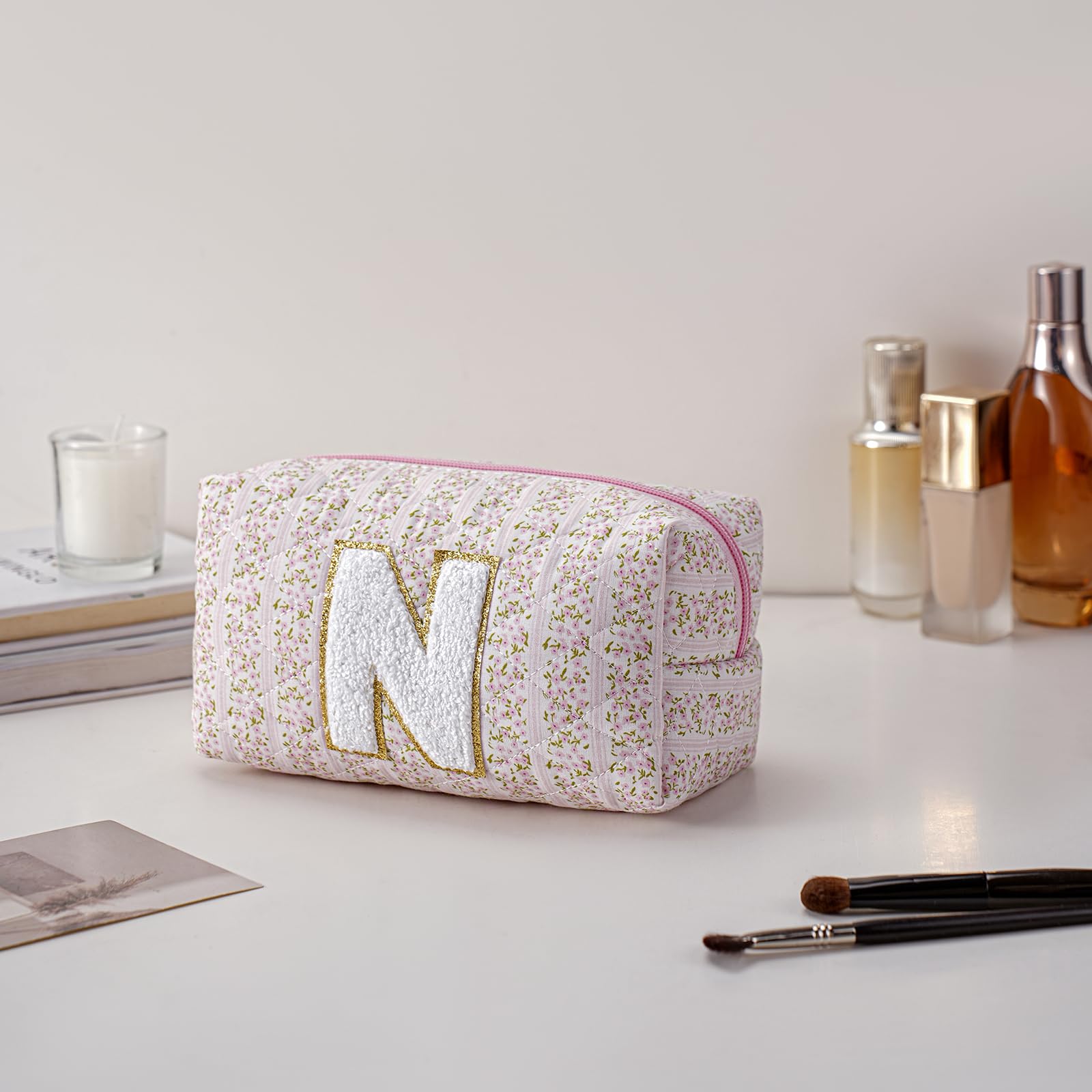 JOVAKIT Alphabet Makeup Bag Cosmetic Bag for Women, Christmas Gifts for Girls Age 6-18, Floral Flowers Coquette Travel Toiletry Zipper Make Up Pouch Organizer Trendy Stuff (Pink Floral N)