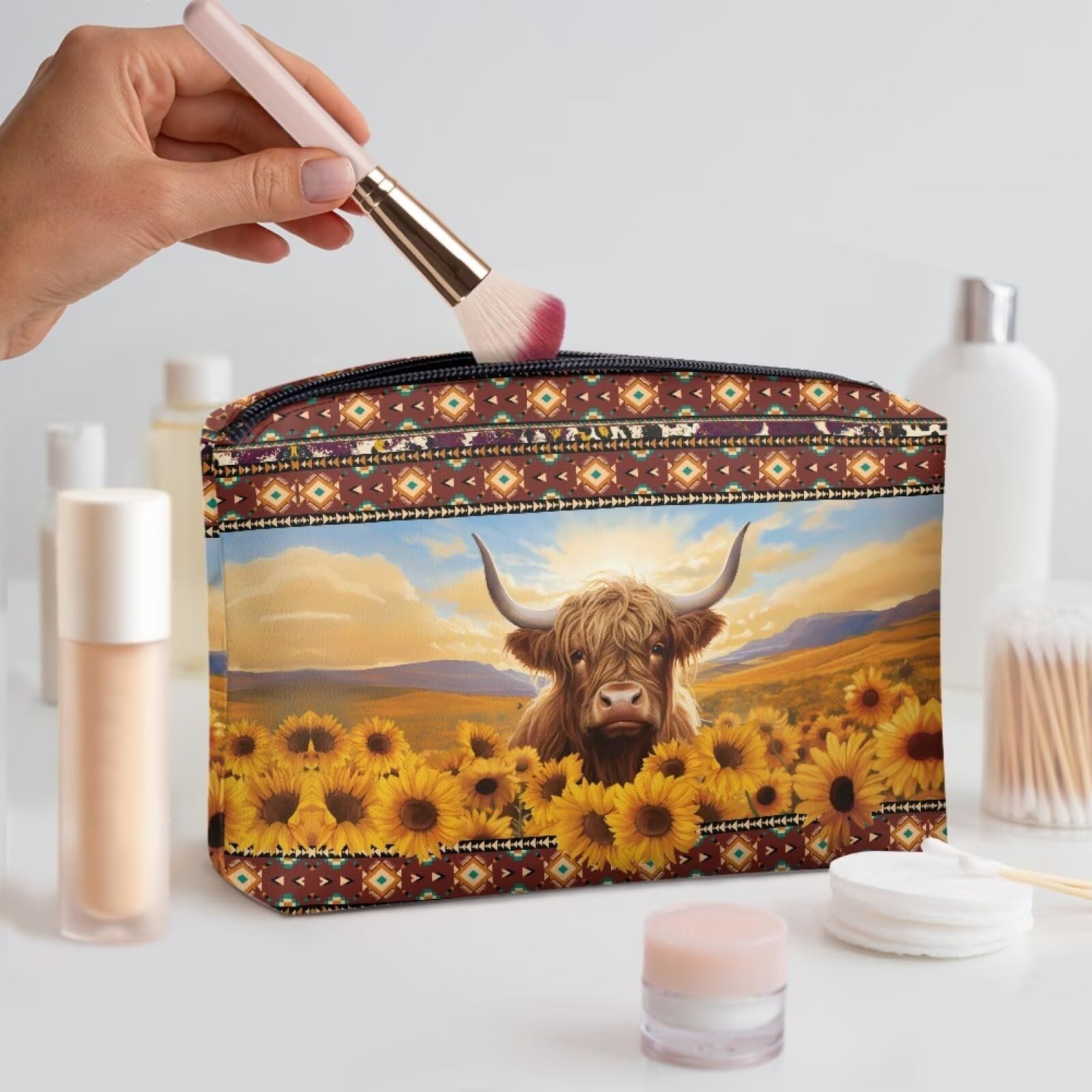 COEQINE Sunflower Purse Leather Cosmetic Wallet for Women Western Party Bag Elehant Cosmetic Pouch With Zipper Cute Highland Cow Purses Cosmetic Wallet for Travel Birthday Party