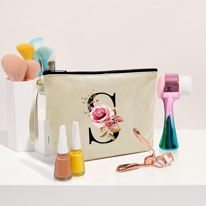 Vavabox A-Z Personalized Makeup Bag, Birthday Gifts for Women Mom, Gifts for Best Friend, Bride Bridesmaid Cosmetic bag (S, Cream Yellow)
