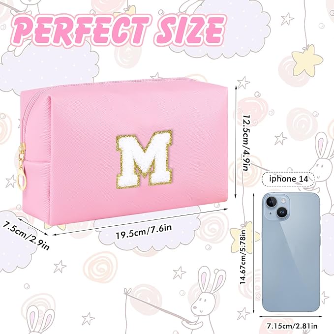 URSKYTOUS Gifts for Girls Initial Makeup Bag Personalized Cosmetic Bag with Zipper Cute Travel Toiletry Bag Waterproof PU Preppy Makeup Pouch Birthday Gift for Teen Girls Women(Pink M)