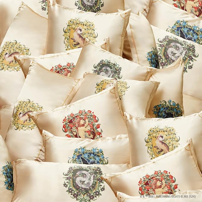 Kitsch & Harry Potter Satin Pillowcase W/Zipper - Size 19x36, Gryffindor