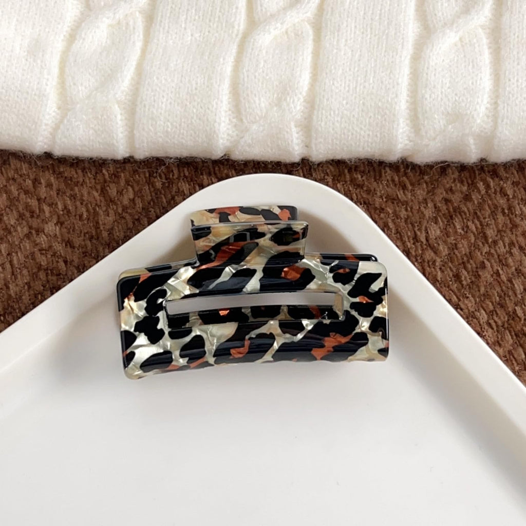 Textention Tortoise Hair Claw Clips, 3 Inch Non-Slip Acrylic Banana Barrettes Jaw Clips, Leopard Print Strong Hold Stylish Hair Accessories for Women Ladies Thin Thick Hair (2pcs)