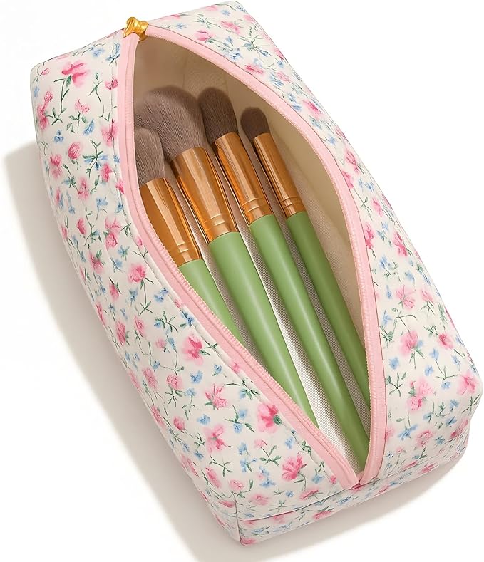 OIMEI Floral Quilted Pouch Cotton Makeup Bag for Women, Large Capacity Travel Cosmetic Pouch with Zipper, Cute Toiletry & Brush Organizer, Kawaii Makeup Storage Case – Rose Red Floral