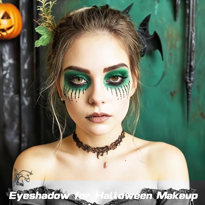 MEICOLY Single Green Eyeshadow Palette with Mirror,St Patricks Day Matte Green Eye Shadow for Elphaba,Pressed Powder Eyeshadow,High Pigment,Long Wear,Waterproof,Spirit Day Wear Eye Makeup