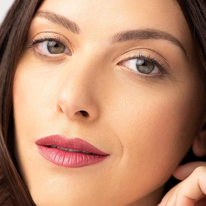 True + Luscious Super Moisture Lipstick | Satin Sheer Lasting Hydrating Lip Color for Dry Lips & All Skin Tones | Lightweight Feel with Hyaluronic Acid & Konjac Root | Vegan | Wild Rose