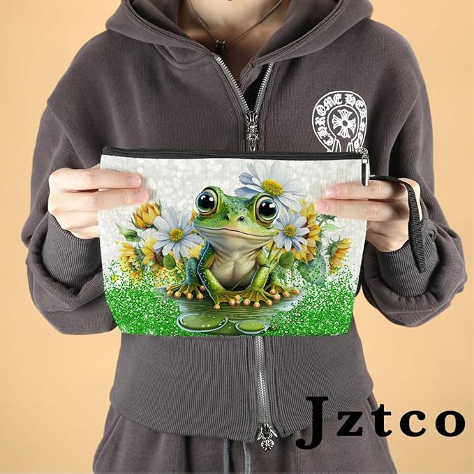Cute Frog Makeup Bag Frog Gifts Frog Themed Gifts for Women Animal Lover Her Mom Wife Best Friend Aunt Niece BFF Toiletry Bag Mothers Day Graduation Birthday Gifts Daisy Flower Cosmetic Bag