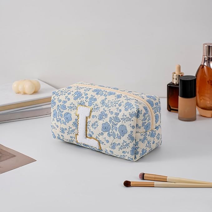 JOVAKIT Alphabet Makeup Bag Cosmetic Bag for Women, Christmas Gifts for Girls Age 6-18, Floral Flowers Coquette Travel Toiletry Zipper Make Up Pouch Organizer Trendy Stuff (Blue Floral L)