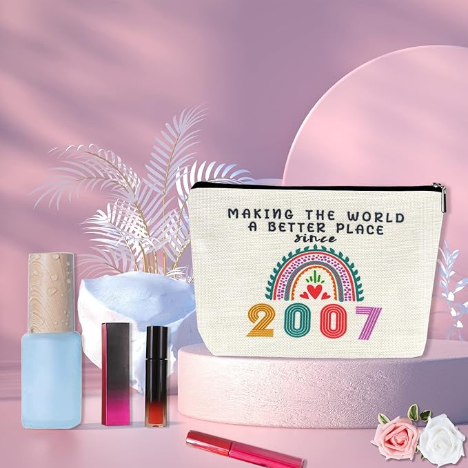 Happy 19th Birthday Decorations for Girls, 19th Birthday Gifts for Girls, Her, Sister, Daughter, Niece, Funny 2007 Gifts for 19 Year Old Girl, 19 Year Old Girl Christmas Gifts, Cosmetic Travel Bag