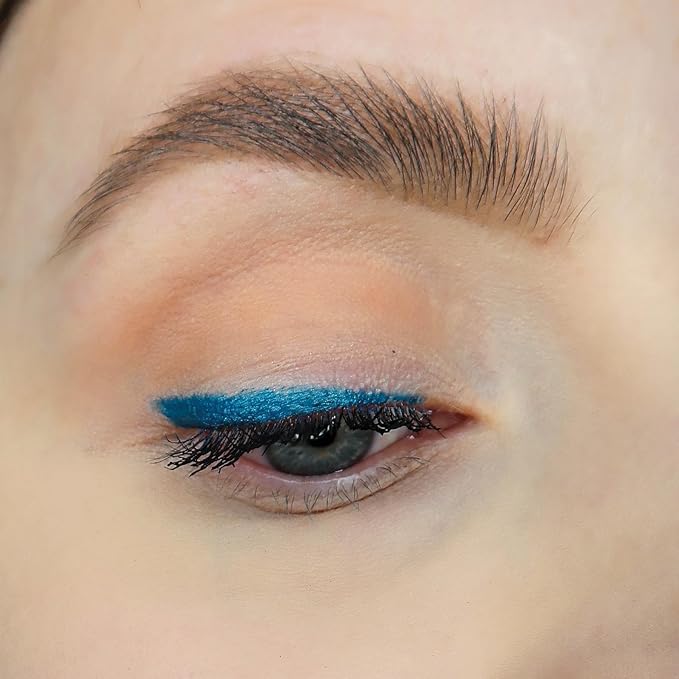 Sandstone Scandinavia Hypoallergenic Waterproof Eyeliner Pencil (Blue Ice)