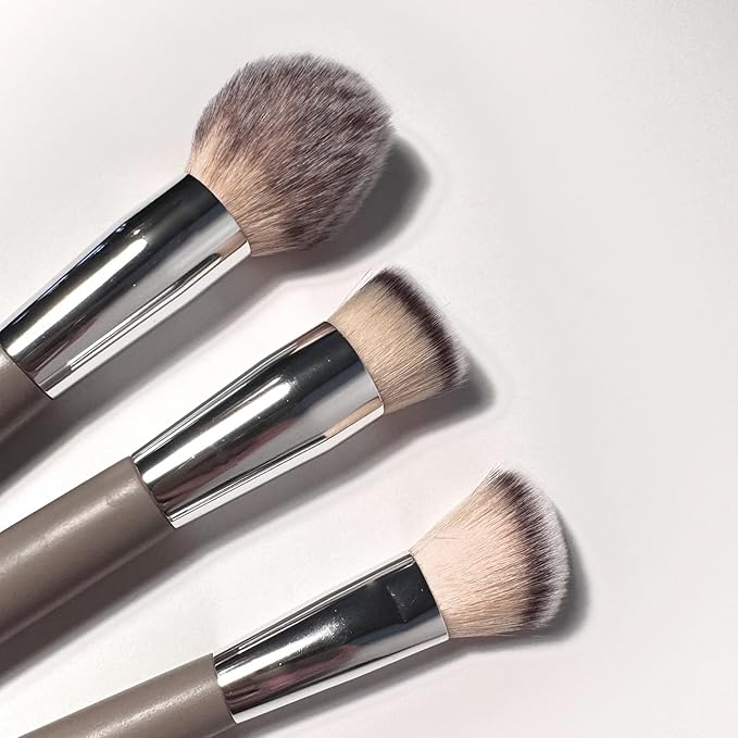 Sandstone Scandinavia Blush Brush
