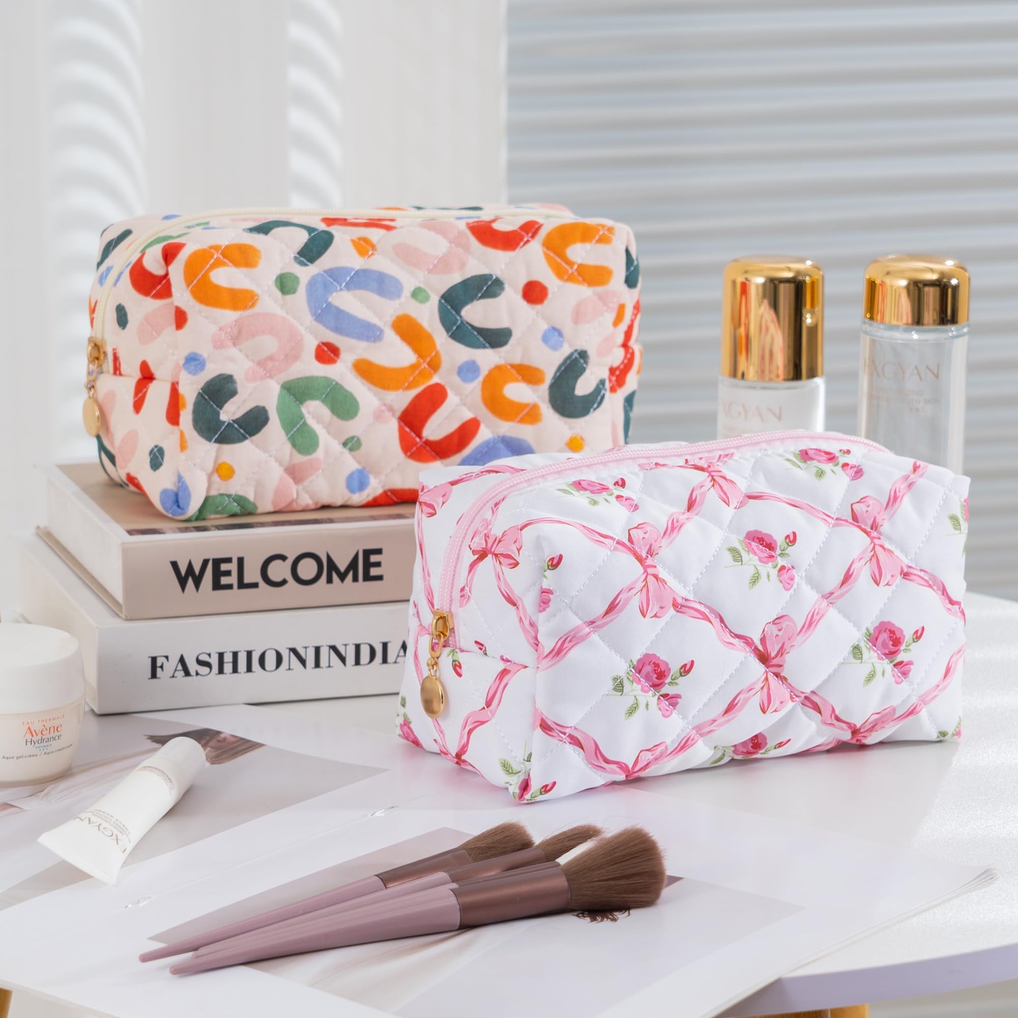 UUYUUY Makeup Bag Travel Toiletry Bag for Women, Small Cosmetic Bags Cute Quilted Cotton Makeup Pouch for Purse Emergency Bag Floral Pencil Case Accessory Bag, Bow and Floral