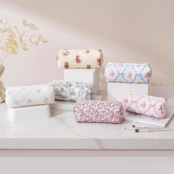 Cute Floral Cotton Makeup Brush Cosmetic Bag for Women, Travel Quilted Zipper Make Up Bag, Flowers Toiletry Organizer Case Kawaii Makeup Cosmetic Travel Cloth Pouch (Blue+Pink Bowknot)