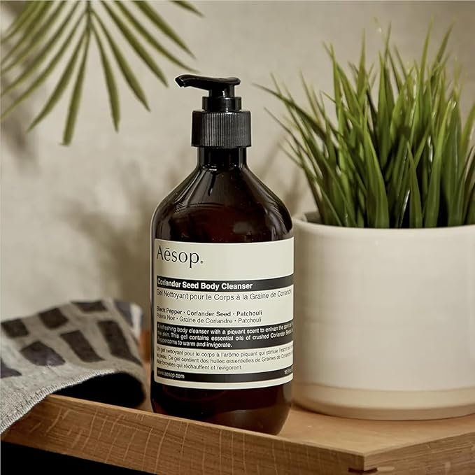 Aesop Coriander Seed Body Cleanser | Low-Foaming Shower Gel with Coriander & Black Pepper Essential Oil Blend to Cleanse & Hydrate Skin | 500 mL / 16.9 oz